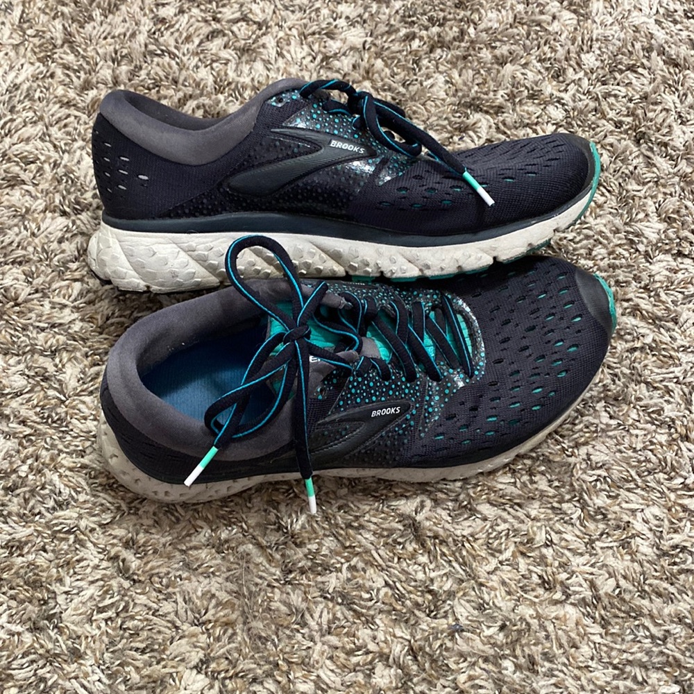 Brooks women glycerin 16